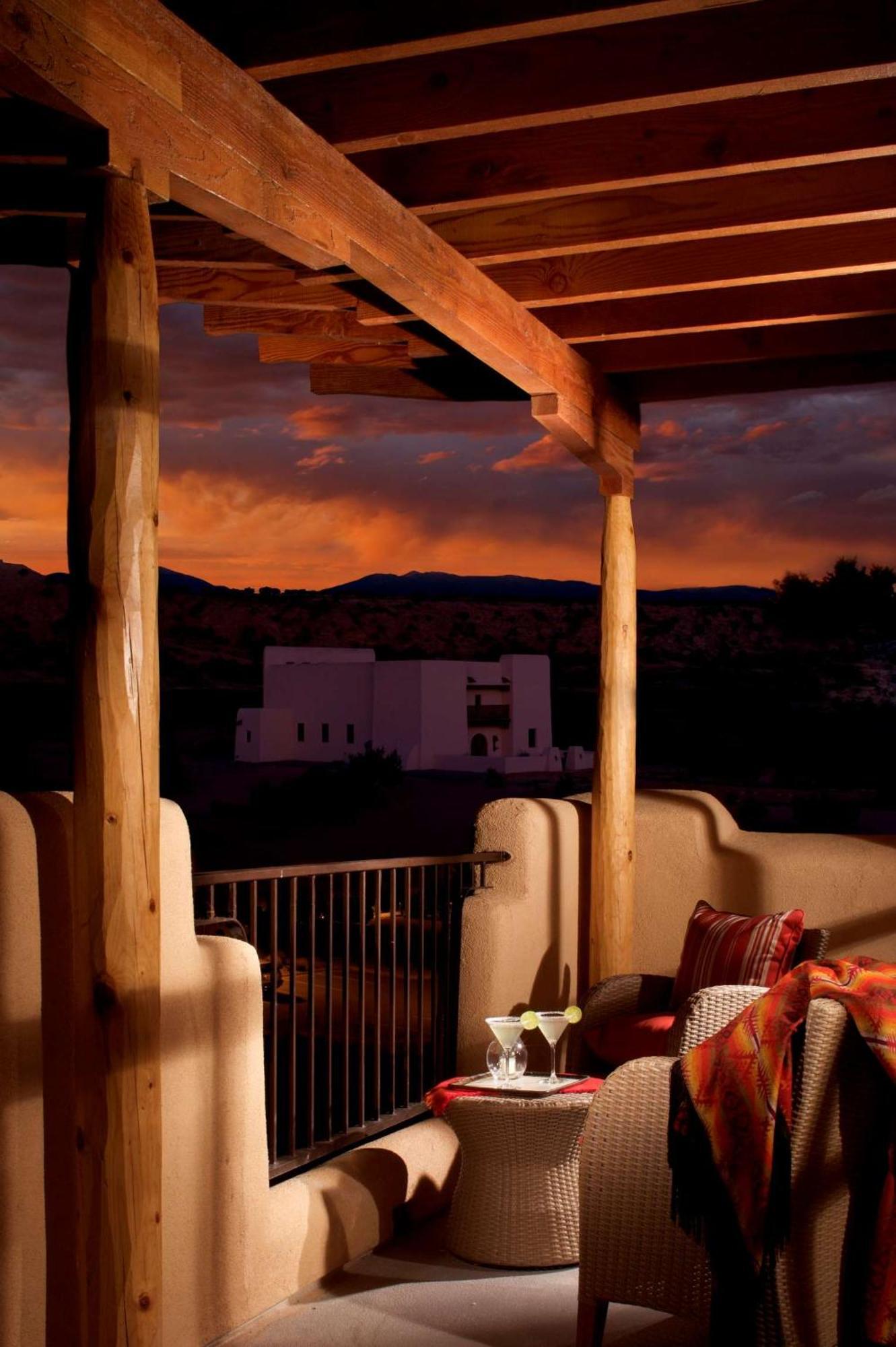 Hilton Santa Fe Buffalo Thunder Exteriör bild